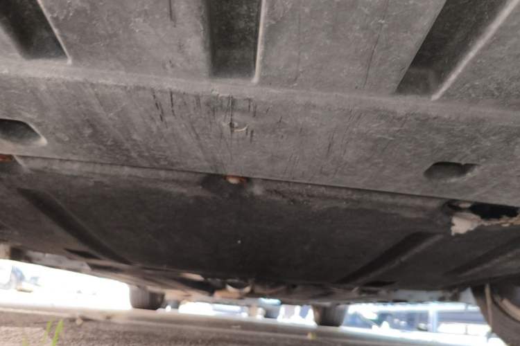 Used Ford Mondeo 2013 2.0L GTDi 200 Luxury Model Chassis Front