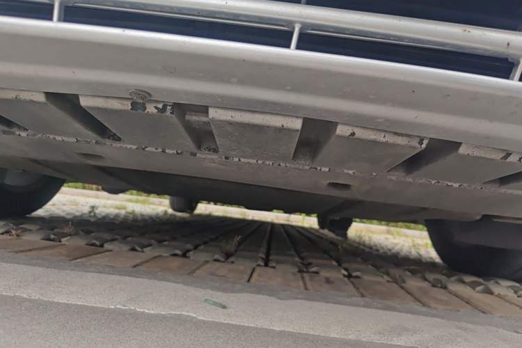 Used Ford Mondeo 2013 2.0L GTDi 200 Fashion Edition Chassis Front