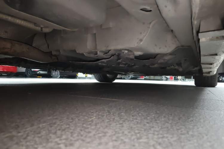 Used Ford Mondeo 2013 2.0L GTDi 200 Luxury Model Chassis Rear Right