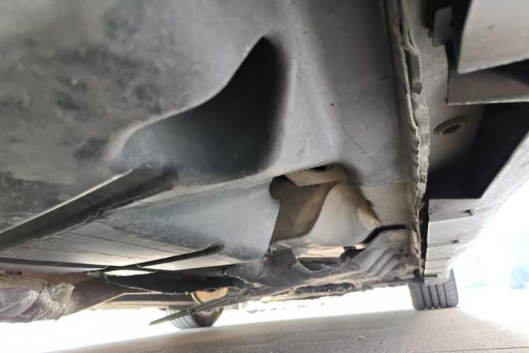 Used Ford Mondeo 2013 2.0L GTDi 200 Luxury Model Chassis Rear Right