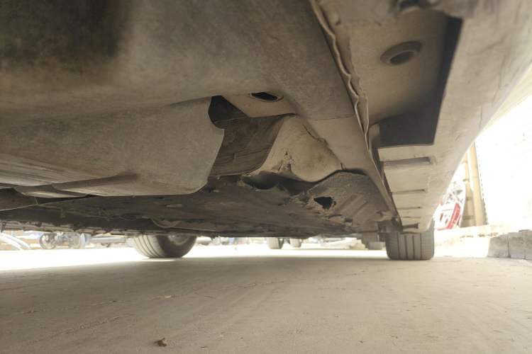 Used Ford Mondeo 2013 2.0L GTDi 200 Luxury Model Chassis Rear Right