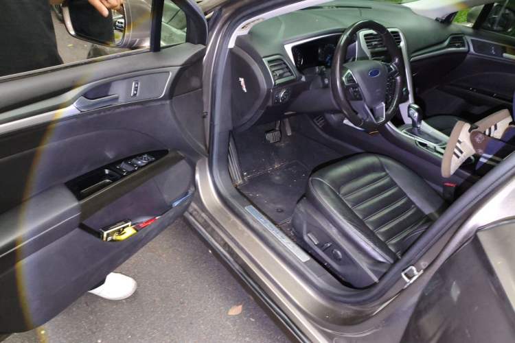 Used Ford Mondeo 2013 1.5L GTDi180 Fashion Edition Driver Seat