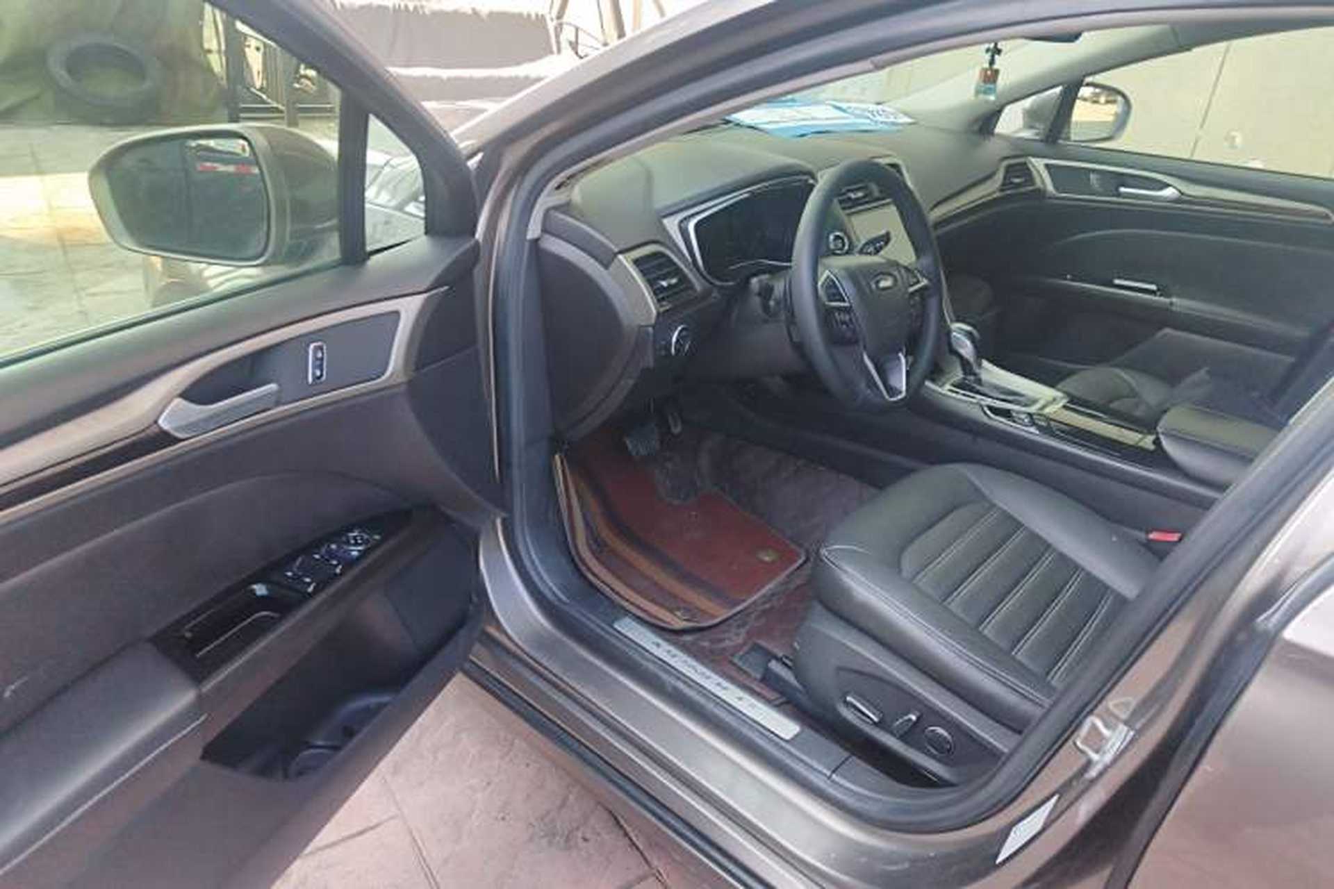 Used Ford Mondeo 2013 2.0L GTDi 200 Fashion Edition Driver Seat