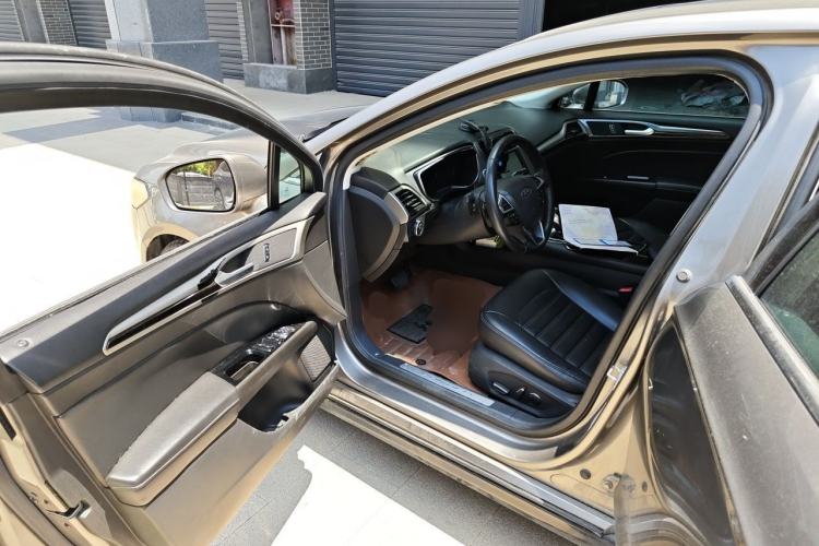 Used Ford Mondeo 2013 2.0L GTDi 200 Luxury Model Driver Seat