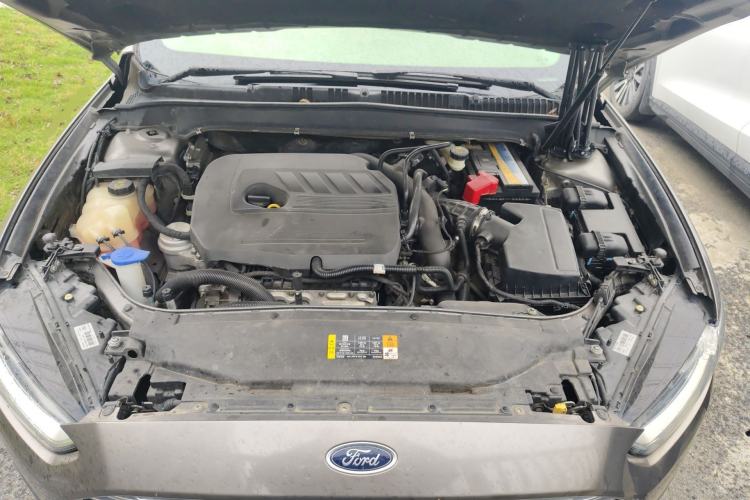 Used Ford Mondeo 2013 1.5L GTDi180 Fashion Edition Engine Bay