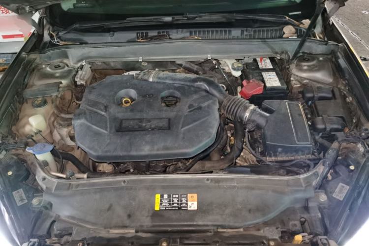 Used Ford Mondeo 2013 2.0L GTDi 200 Fashion Edition Engine Bay