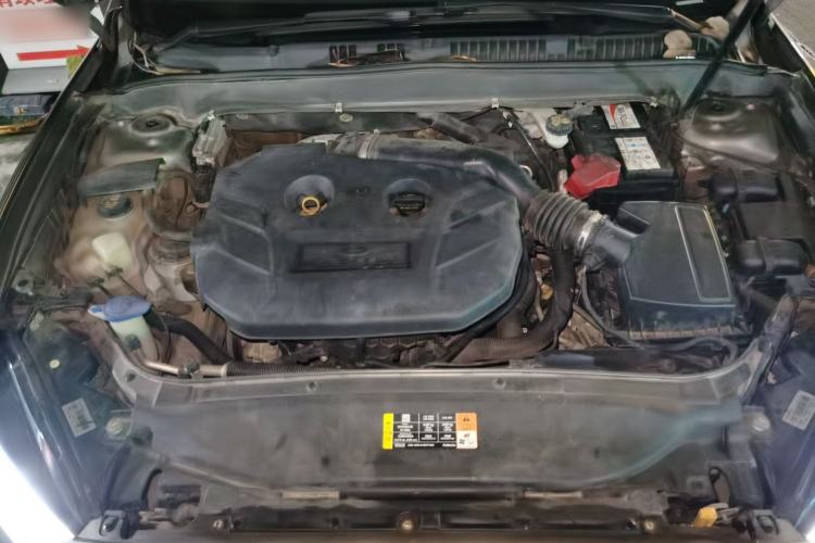 Used Ford Mondeo 2013 2.0L GTDi 200 Fashion Edition Engine Bay Right