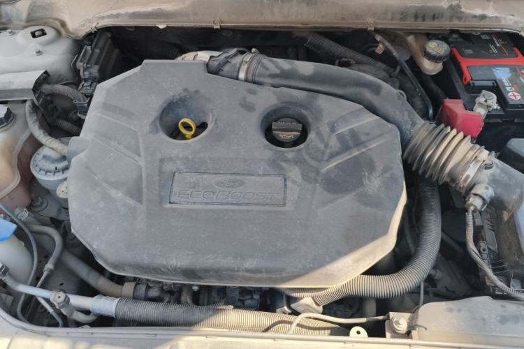 Used Ford Mondeo 2013 2.0L GTDi 200 Luxury Model Engine Bay