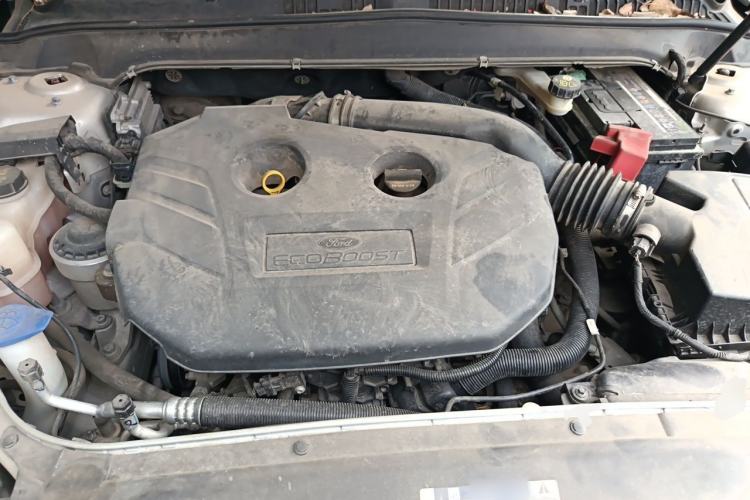 Used Ford Mondeo 2013 2.0L GTDi 200 Luxury Model Engine Bay