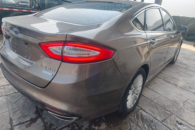 Used Ford Mondeo 2013 2.0L GTDi 200 Fashion Edition Exterior 2