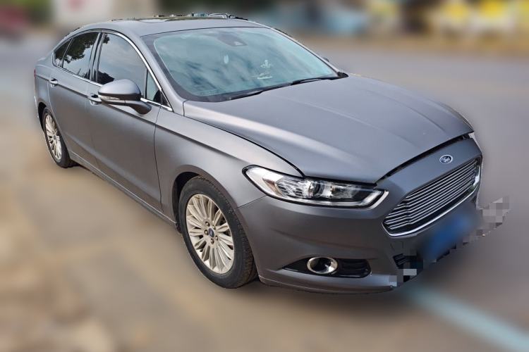 Used Ford Mondeo 2013 2.0L GTDi 200 Fashion Edition Front Right 45 Deg