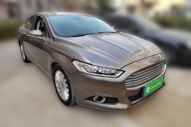 Used Ford Mondeo 2013 2.0L GTDi 200 Fashion Edition Front Right 45 Deg
