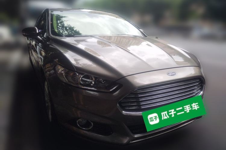 Used Ford Mondeo 2013 2.0L GTDi 200 Fashion Edition Front Right 45 Deg