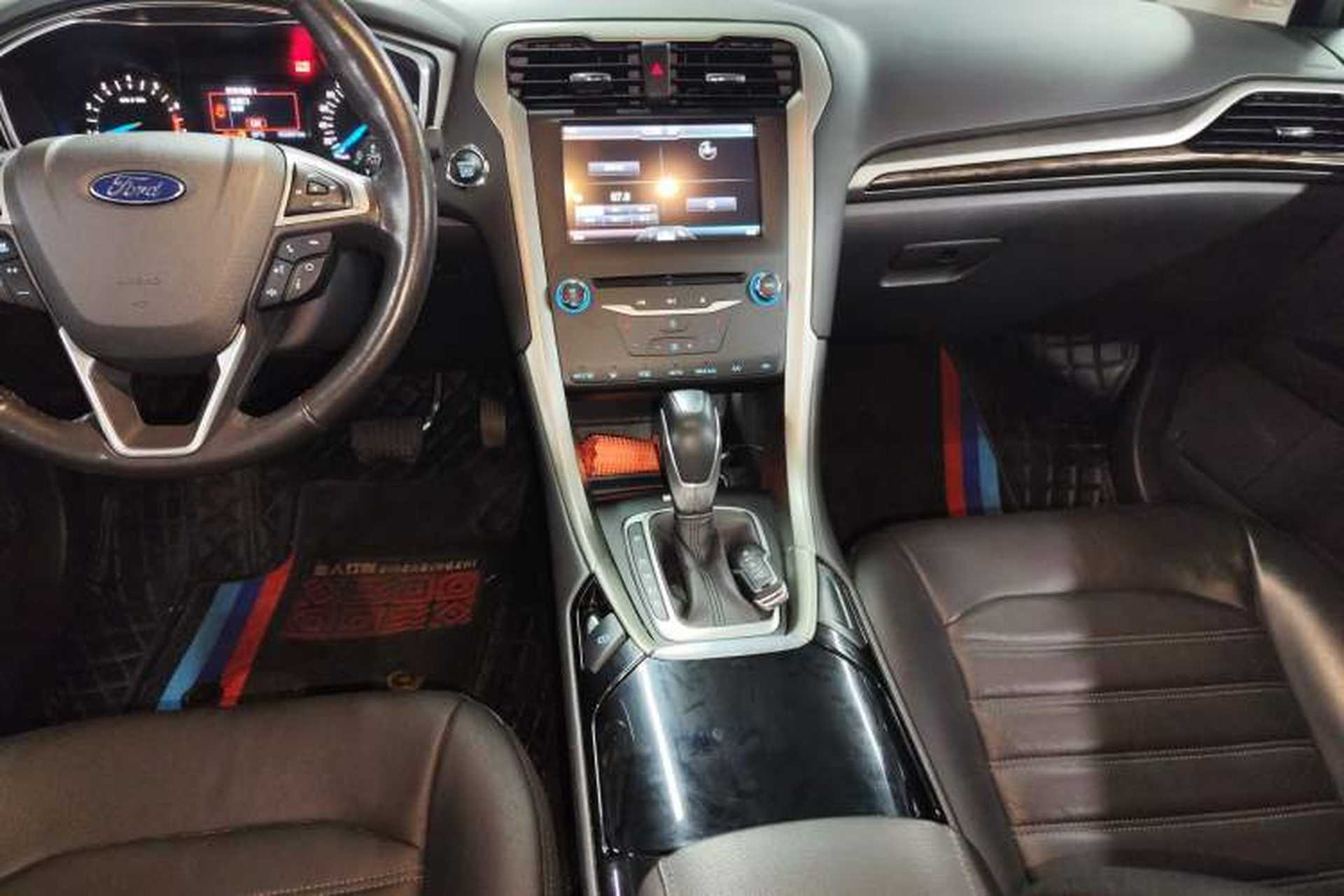 Used Ford Mondeo 2013 2.0L GTDi 200 Fashion Edition Gear Lever