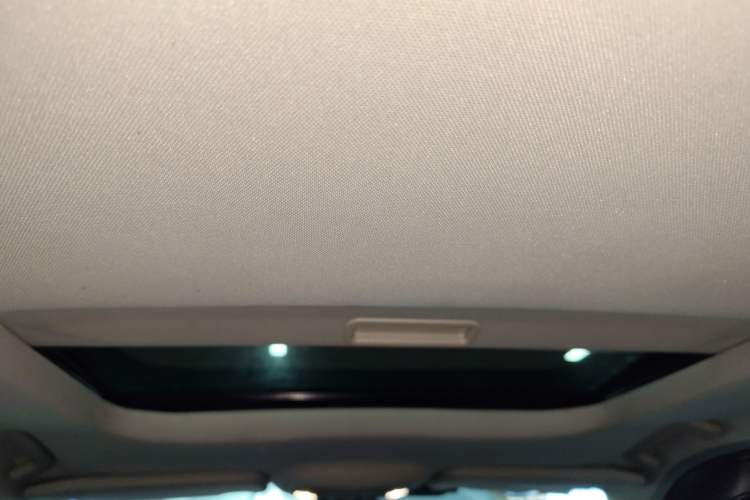 Used Ford Mondeo 2013 2.0L GTDi 200 Fashion Edition Headliner
