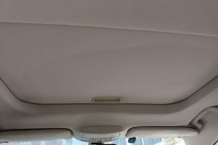Used Ford Mondeo 2013 2.0L GTDi 200 Luxury Model Headliner
