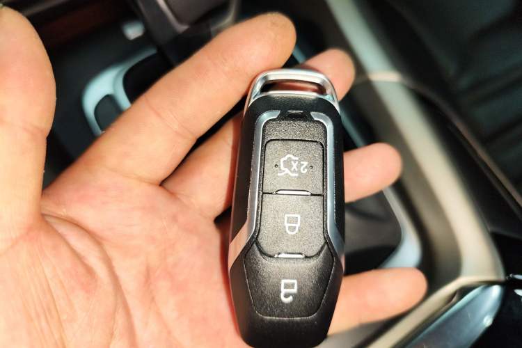 Used Ford Mondeo 2013 2.0L GTDi 200 Fashion Edition Interior 1