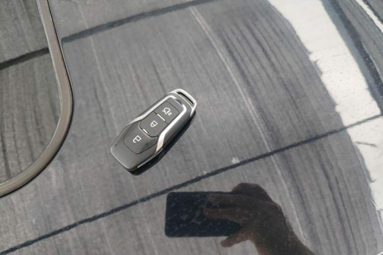 Used Ford Mondeo 2013 2.0L GTDi 200 Luxury Model Interior 1