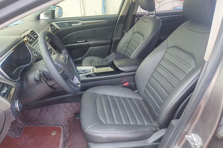 Used Ford Mondeo 2013 2.0L GTDi 200 Fashion Edition Left Front Seat