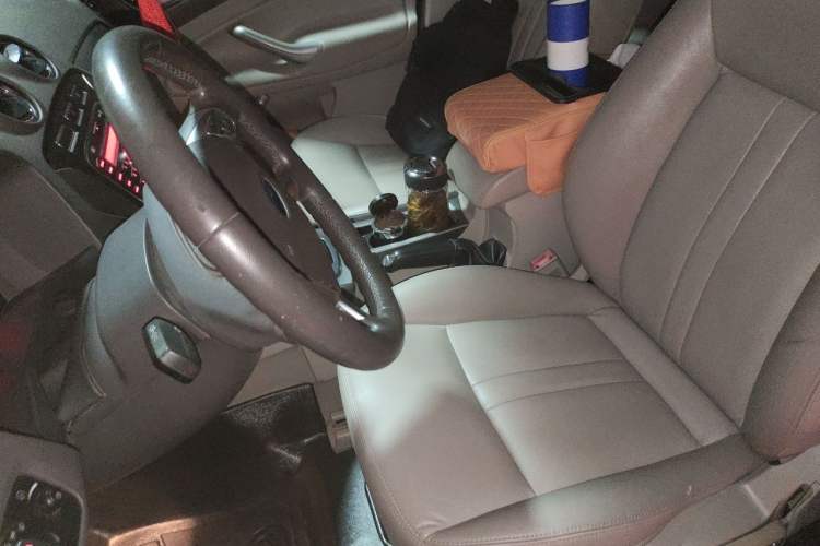 Used Ford Mondeo 2013 2.3L Fashion Edition Left Front Seat