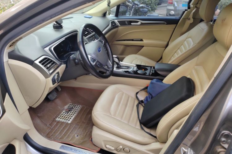 Used Ford Mondeo 2013 2.0L GTDi 200 Fashion Edition Left Front Seat
