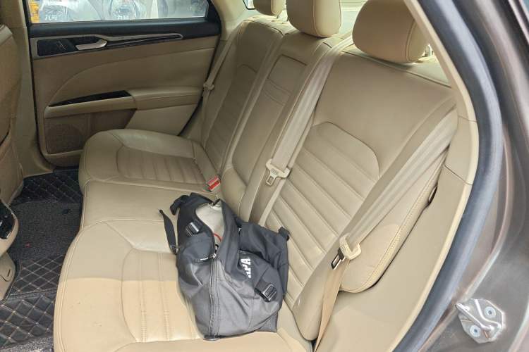 Used Ford Mondeo 2013 1.5L GTDi180 Fashion Edition Left Rear Seat