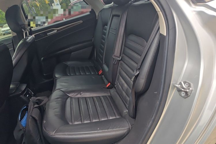 Used Ford Mondeo 2013 2.0L GTDi 200 Fashion Edition Left Rear Seat