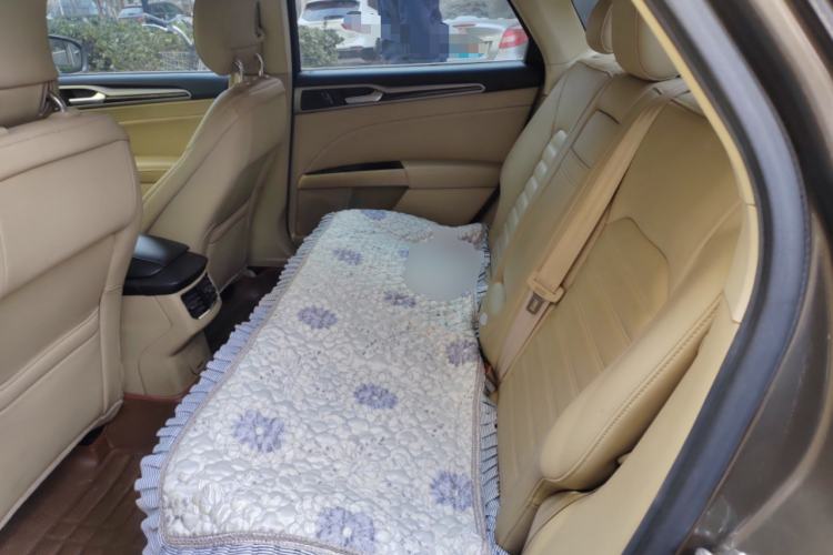 Used Ford Mondeo 2013 2.0L GTDi 200 Fashion Edition Left Rear Seat