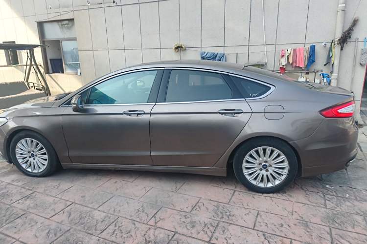 Used Ford Mondeo 2013 2.0L GTDi 200 Fashion Edition Left Side