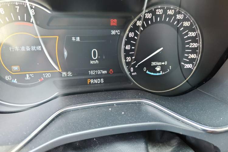 Used Ford Mondeo 2013 2.0L GTDi 200 Luxury Model Odometer Close Up