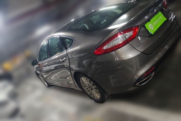 Used Ford Mondeo 2013 2.0L GTDi 200 Fashion Edition Rear Left 45 Deg