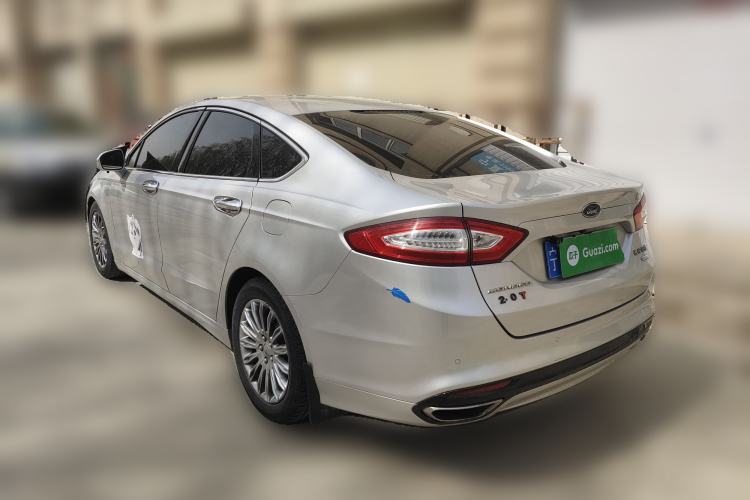 Used Ford Mondeo 2013 2.0L GTDi 200 Luxury Model Rear Left 45 Deg