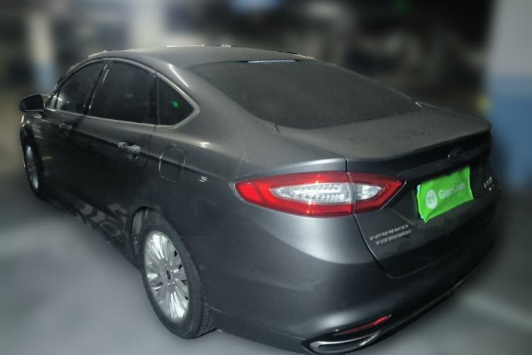 Used Ford Mondeo 2013 2.0L GTDi 200 Luxury Model Rear Left 45 Deg