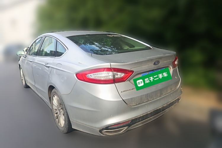 Used Ford Mondeo 2013 2.0L GTDi 200 Luxury Model Rear Left 45 Deg