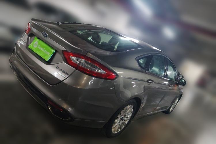 Used Ford Mondeo 2013 2.0L GTDi 200 Fashion Edition Rear Right 45 Deg