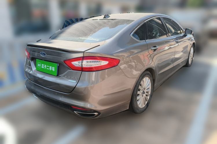 Used Ford Mondeo 2013 2.0L GTDi 200 Luxury Model Rear Right 45 Deg