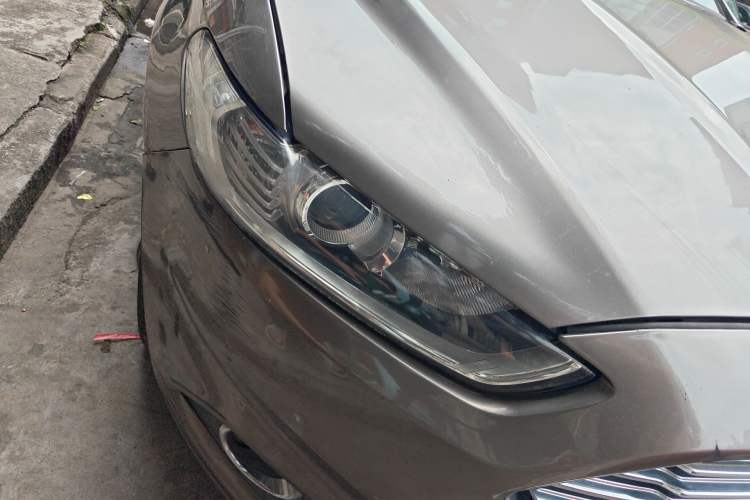 Used Ford Mondeo 2013 1.5L GTDi180 Fashion Edition Right Front Headlight