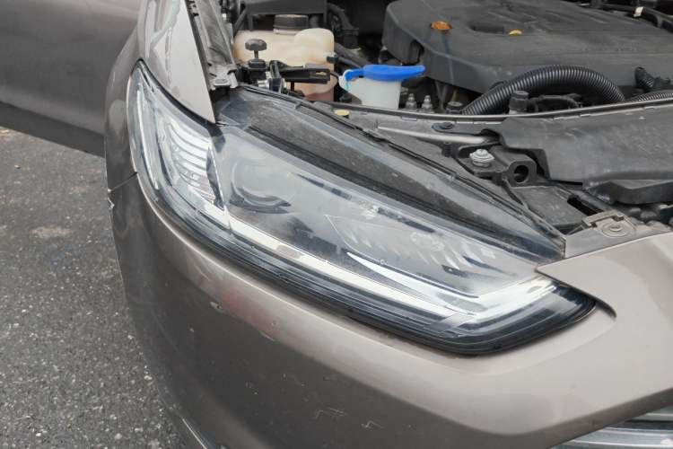 Used Ford Mondeo 2013 1.5L GTDi180 Fashion Edition Right Front Headlight