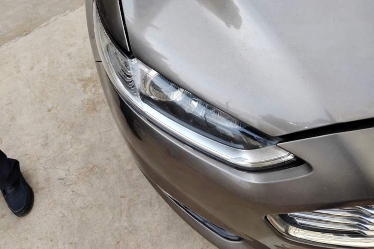 Used Ford Mondeo 2013 2.0L GTDi 200 Fashion Edition Right Front Headlight