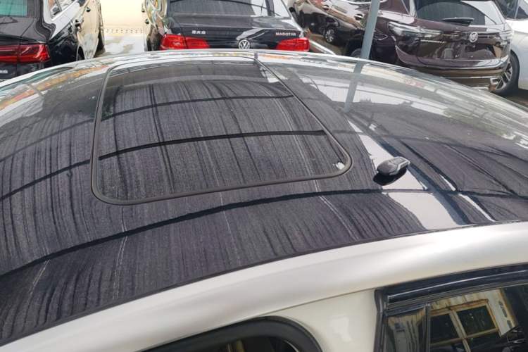 Used Ford Mondeo 2013 2.0L GTDi 200 Luxury Model Roof