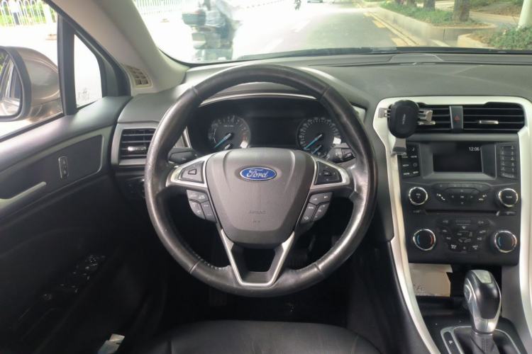 Used Ford Mondeo 2013 1.5L GTDi180 Fashion Edition Steering Wheel