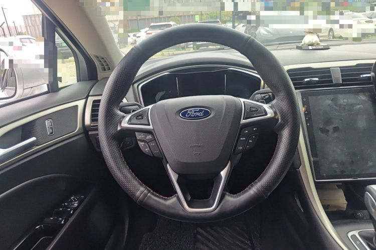 Used Ford Mondeo 2013 2.0L GTDi 200 Fashion Edition Steering Wheel