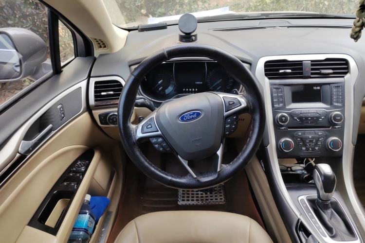 Used Ford Mondeo 2013 2.0L GTDi 200 Fashion Edition Steering Wheel