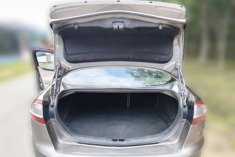 Used Ford Mondeo 2013 2.3L Fashion Edition Trunk