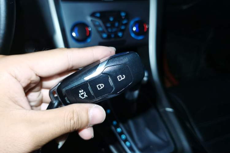 Used Ford Mondeo 2013 2.0L GTDi 200 Fashion Edition Vehicle Key