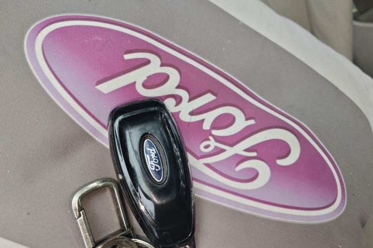 Used Ford Mondeo 2013 2.3L Luxury Model Vehicle Key
