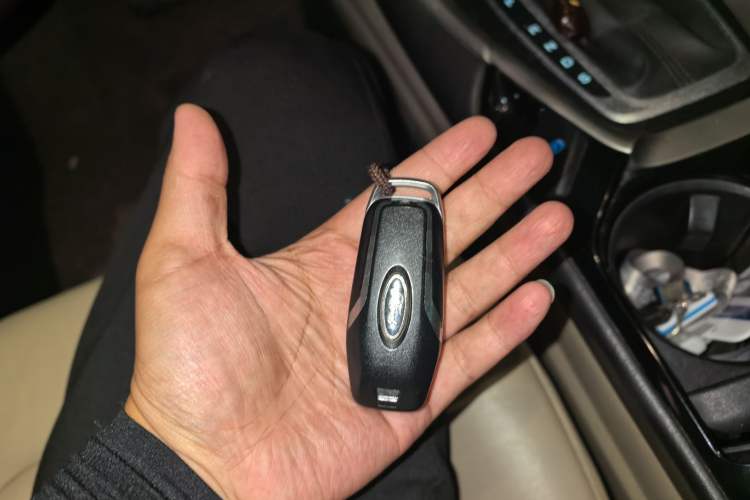 Used Ford Mondeo 2013 2.0L GTDi 200 Luxury Model Vehicle Key