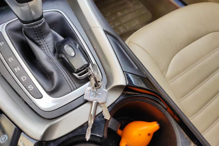 Used Ford Mondeo 2013 2.0L GTDi 200 Fashion Edition Vehicle Key