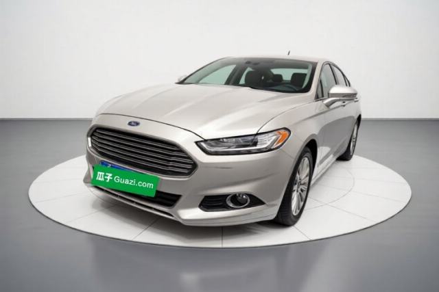 Ojetý Ford Mondeo 2013 2.0L GTDi 200 Luxury Model
