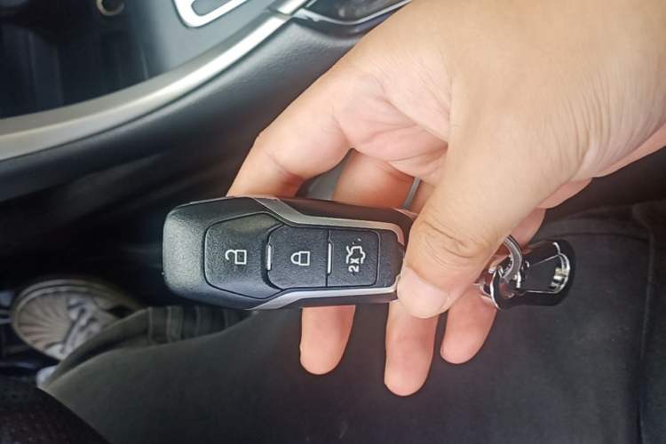 Used Ford Mondeo 2013 2.0L GTDi 200 Luxury Model Vehicle Key